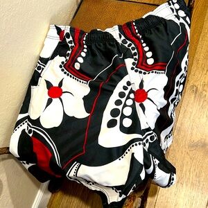 Rare Speedo Swim Black, White & Red Shorts super cool Designed Sportswear Fun 🤩